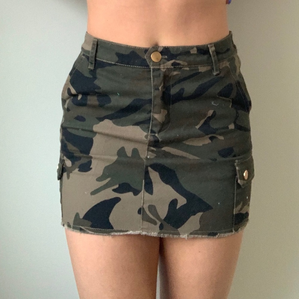 Camo skirt
